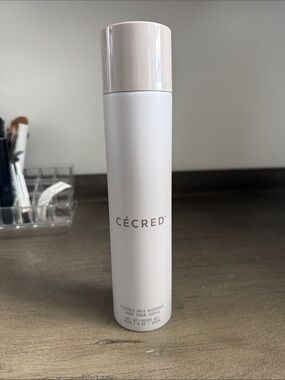 Cécred Flexible Hold Hairspray with heat protection!